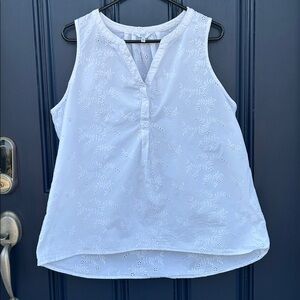 Crown & Ivy White Eyelet XXL sleeveless top